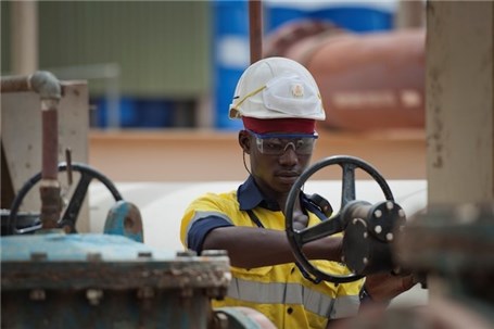 تنش در میان کارگران معدن طلا غنا