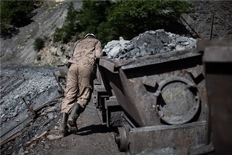 کارگران زغالسنگی طبق قانون بازنشسته می شوند