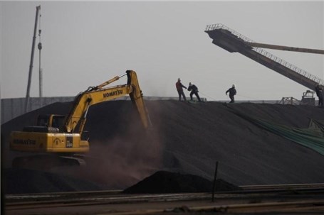 کاهش بهای سنگ آهن در بازار دالیان چین
