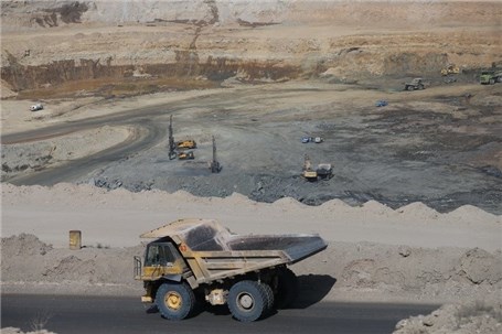 بسیاری از شرکت‌های معدنی تا تثبیت اوضاع اقتصادی تولید را متوقف کرده‌اند