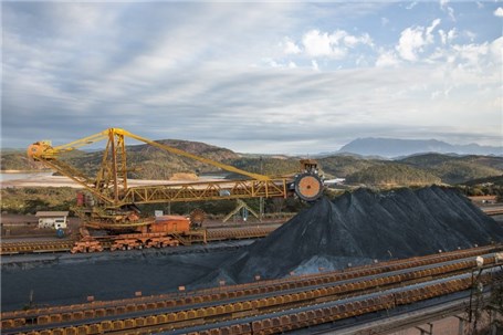 توزیع سود متوازن در زنجیره فولاد با عرضه سنگ آهن در بورس کالا