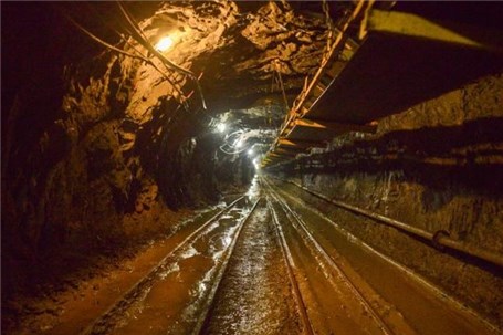 معدن زیرزمینی انگوران به نوارنقاله ۱۱۰۰ متری مجهز شد