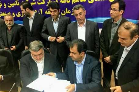 تفاهمنامه مشارکت در "طرح نمک زدایی و انتقال آب دریای عمان به سه استان شرقی امضاء شد