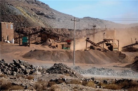 ایمیدرو از استخراج ۴۹ میلیون تن سنگ آهن آمار داد