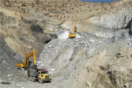 بازدید رییس سازمان صمت جنوب کرمان از طرح بزرگ صنایع معدنی مس سرگز با پیشرفت کاری بالای ۸۰ درصد