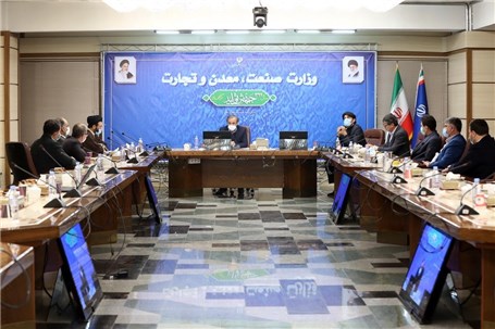 آمادگی وزارت صمت برای ایجاد اشتغال پایدار در روستاهای کرمانشاه با ورود شرکت های بزرگ صنعتی و معدنی