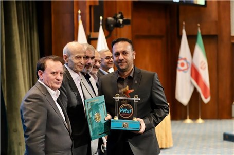 اهدای جایزه «ستاره ملی» به مدیر گروه روابط عمومی شرکت ملی صنایع مس ایران