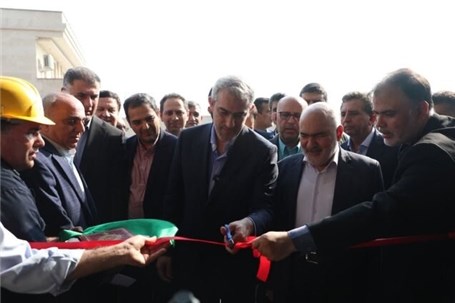 بهره‌برداری از شرکت فولاد پخش اهواز با حضور وزیر اقتصاد